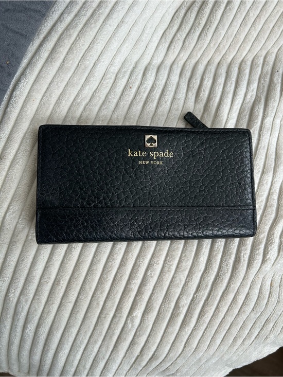 kate spade Handbags - kate spade EUC Black Pebbled Leather Zip-Around Wallet with Gold Logo